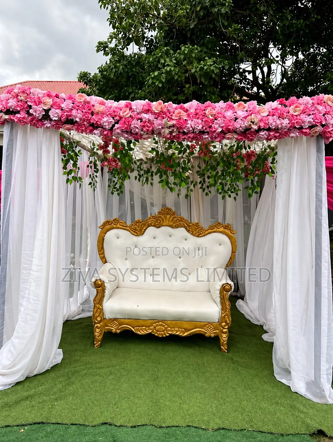 Luxury Wedding Backdrop Couple Sofa for Rent in Abuja