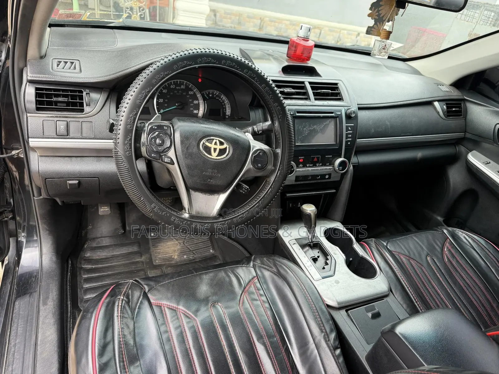 Toyota Camry SE 4dr Sedan (2.5L 4cyl 6A) 2013 Black