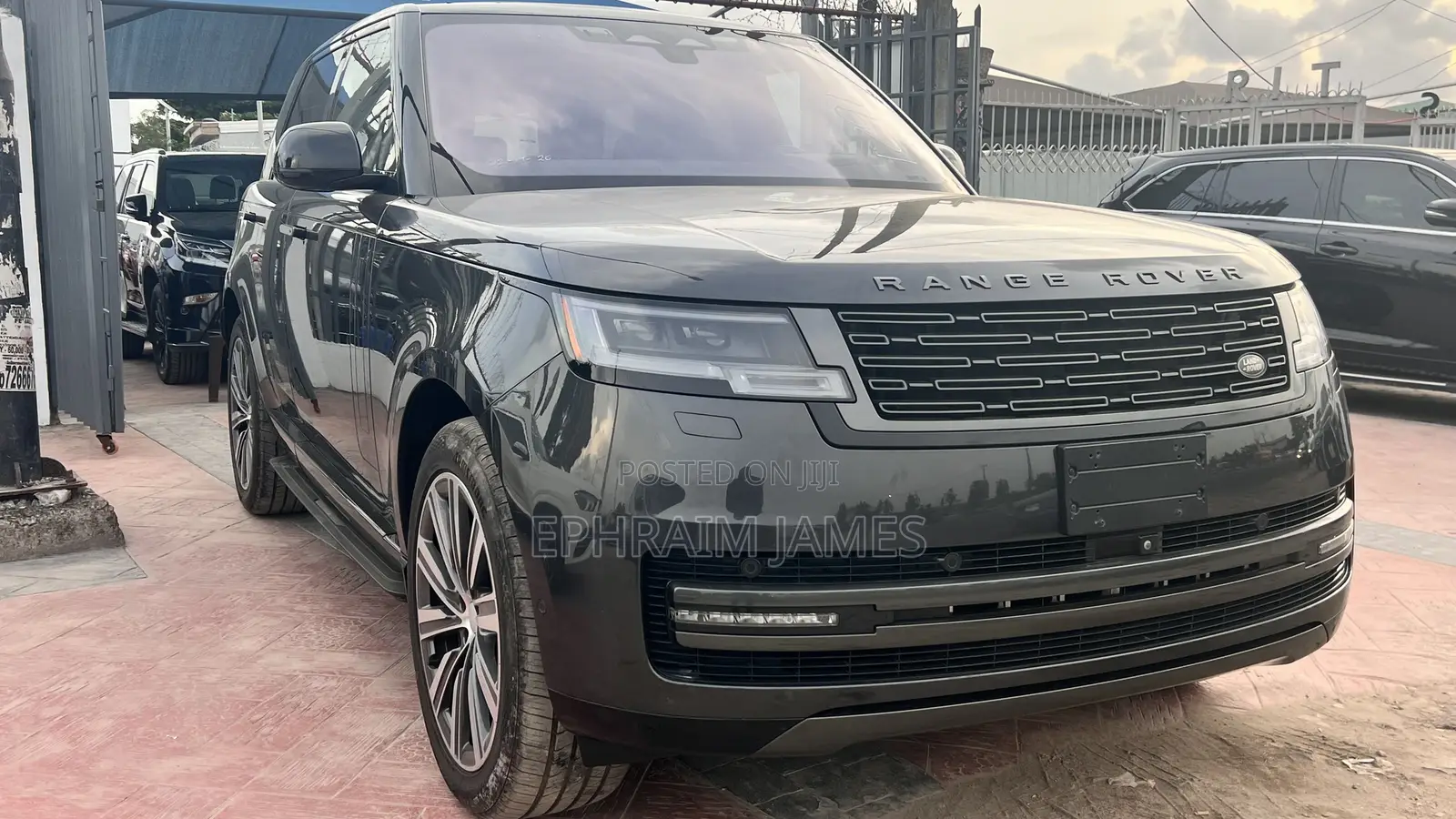 Land Rover Range Rover P530 SE SWB 2023 Black
