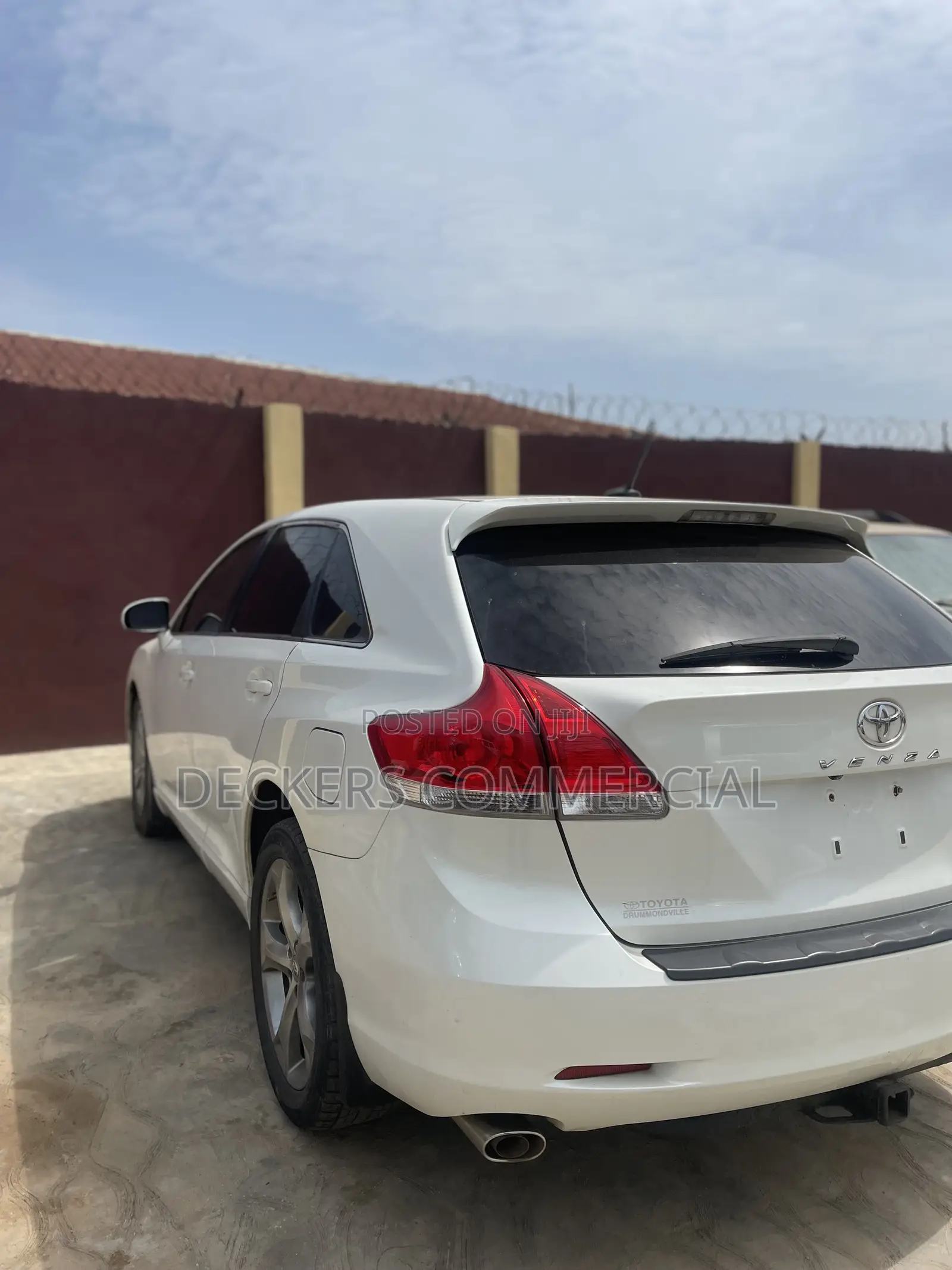 Toyota Venza AWD 2010 White