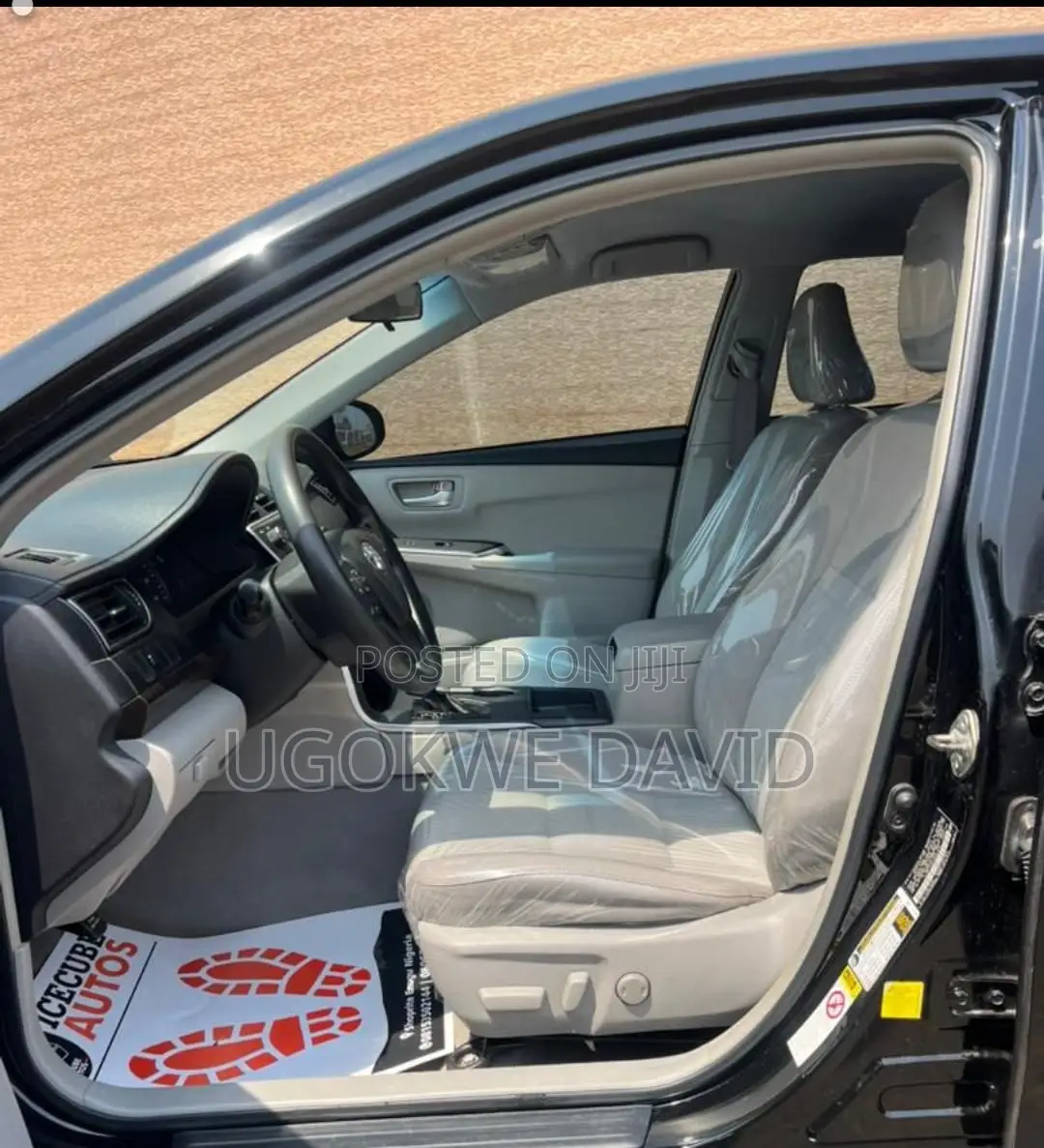 Toyota Camry 2017 Black