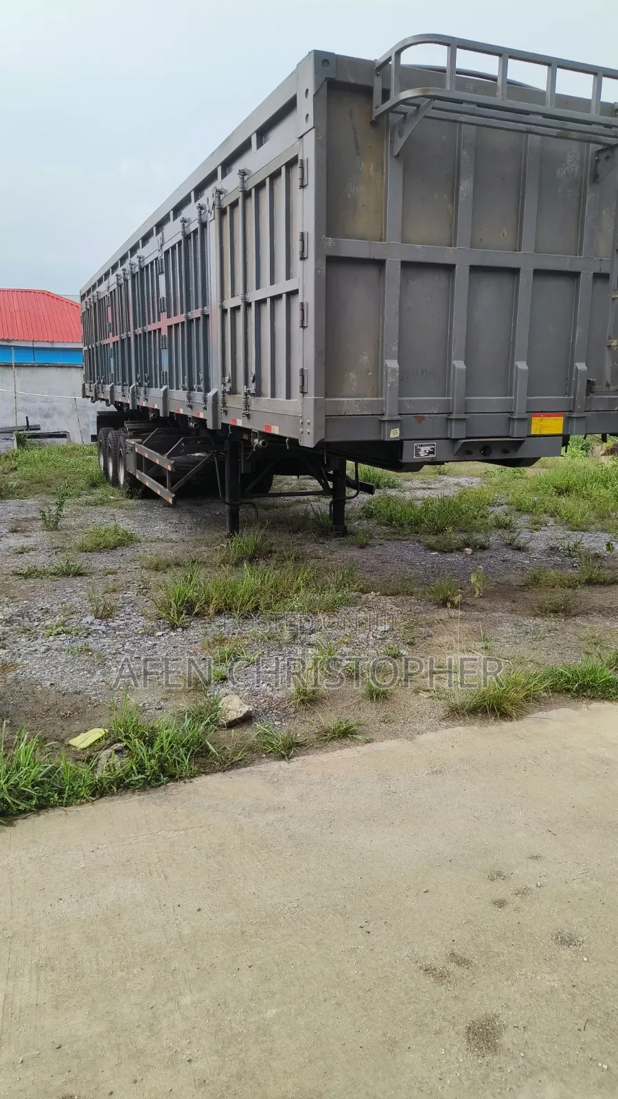 Trailer Bidy