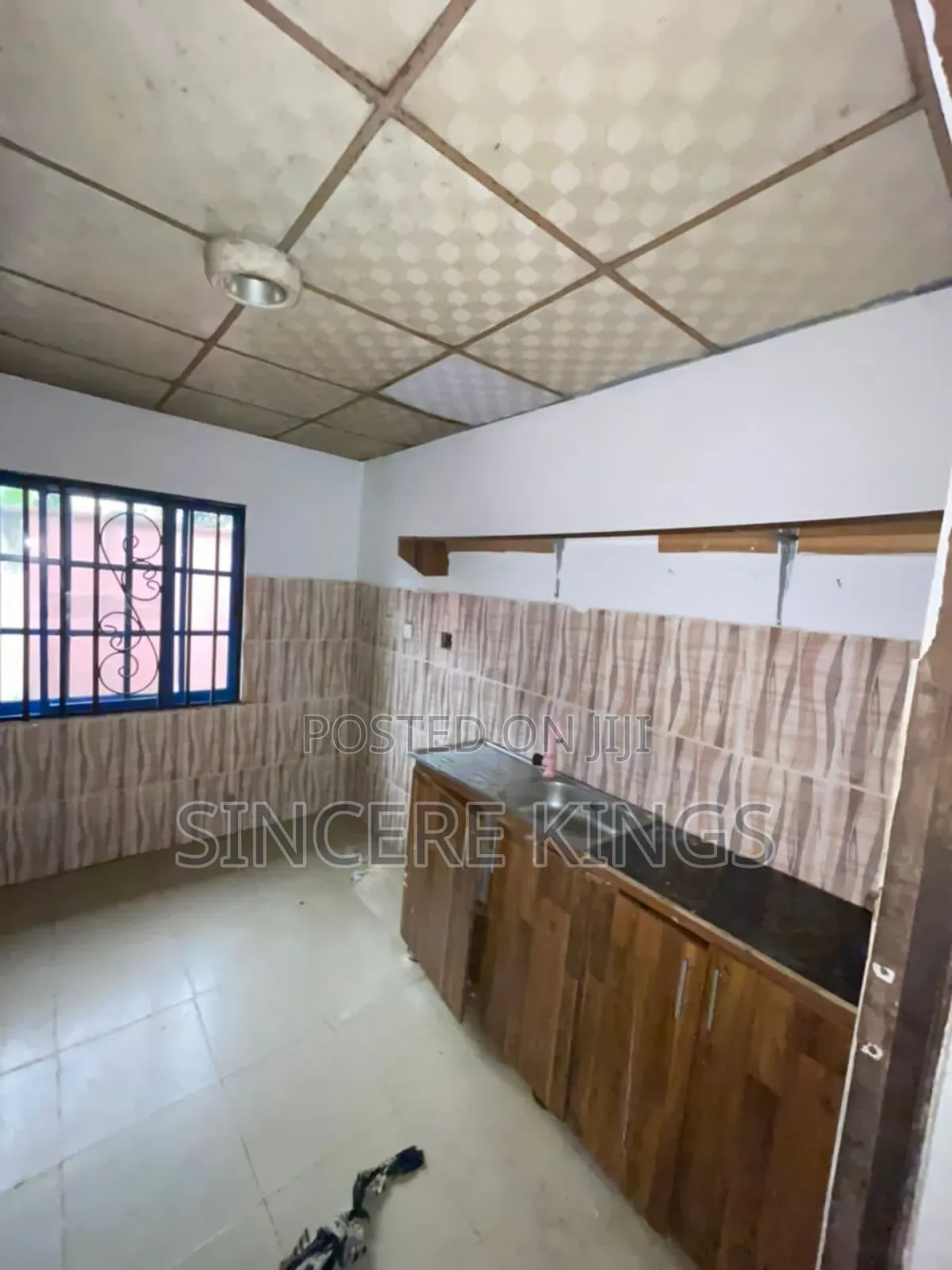 3bdrm Apartment in Osongama By Silvanus, Uyo for rent