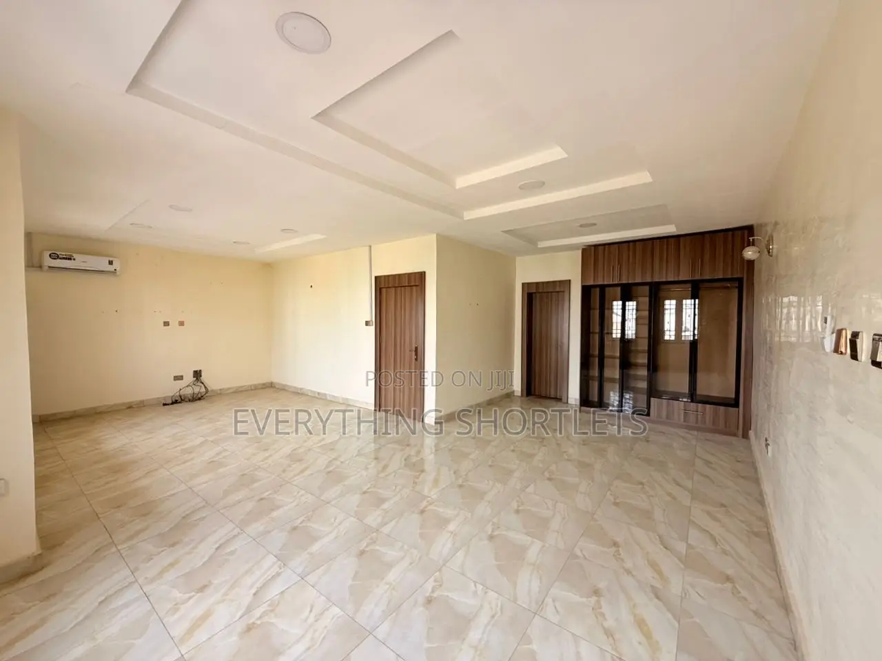 4bdrm Townhouse / Terrace in Kado for rent
