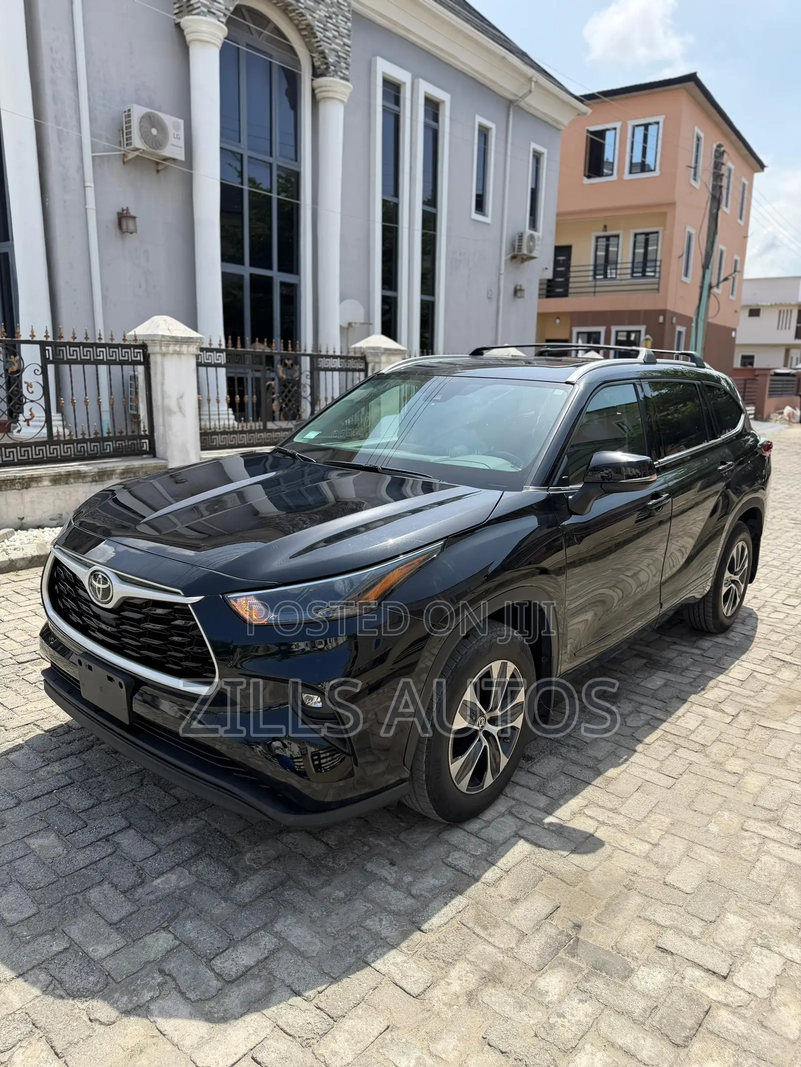 Toyota Highlander 2023 Black