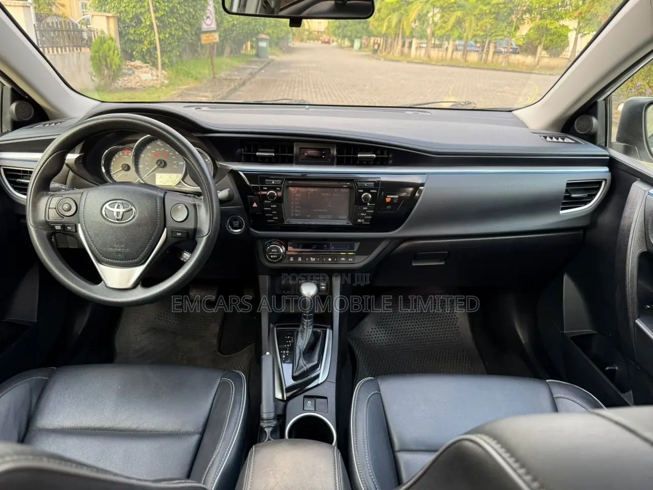 Toyota Corolla SE 4dr Sedan (1.8L 4cyl CVT) 2017 Black