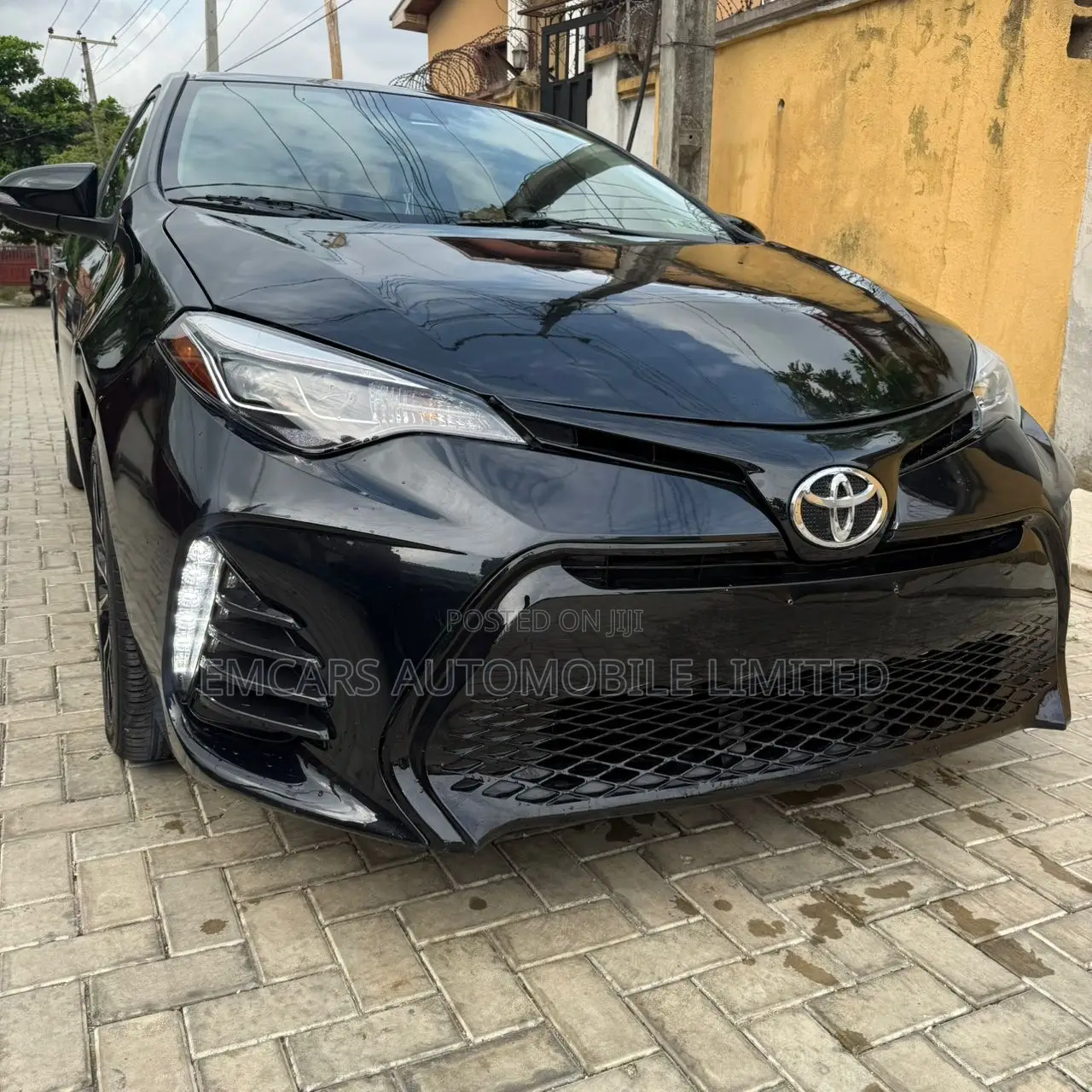 Toyota Corolla SE 4dr Sedan (1.8L 4cyl CVT) 2017 Black