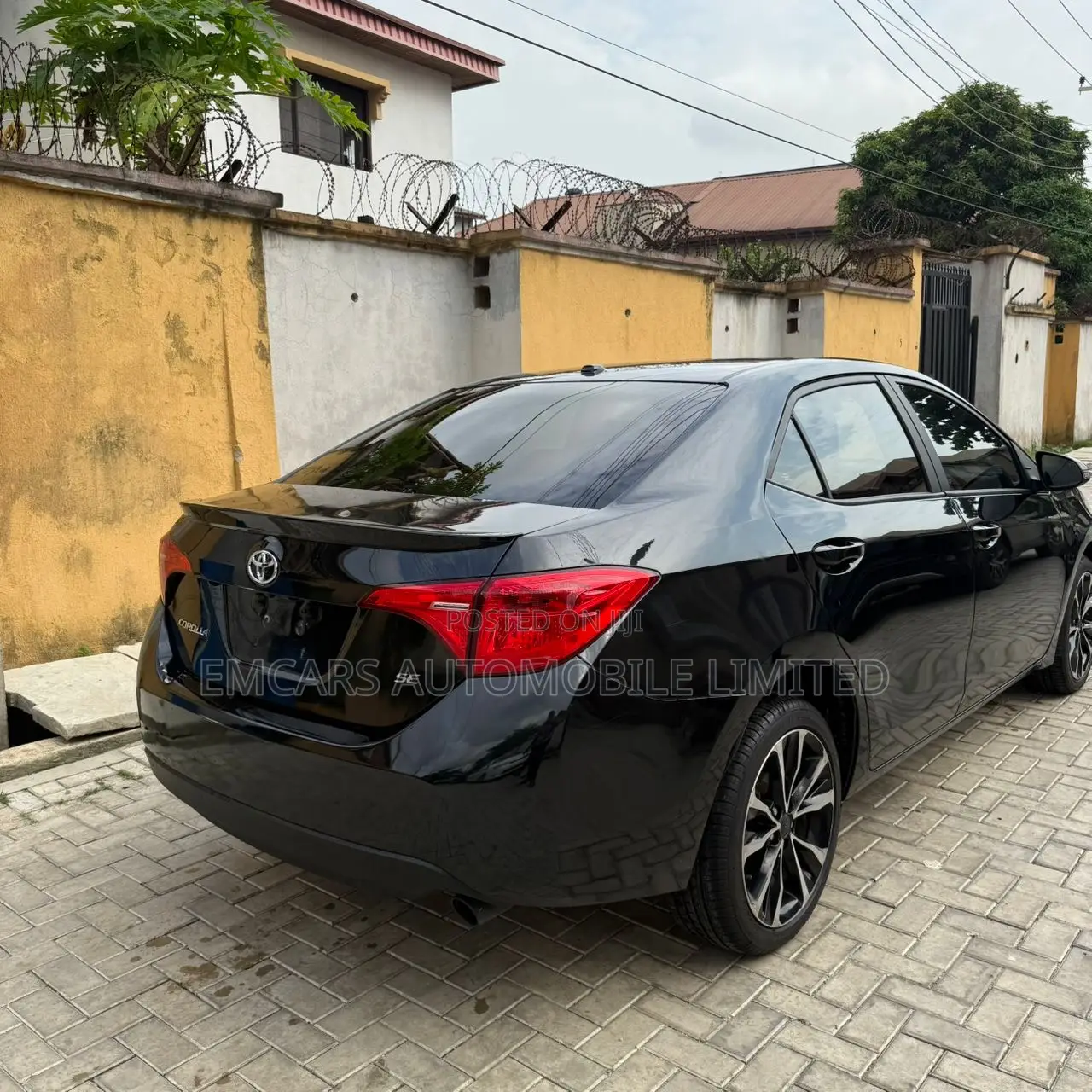 Toyota Corolla SE 4dr Sedan (1.8L 4cyl CVT) 2017 Black