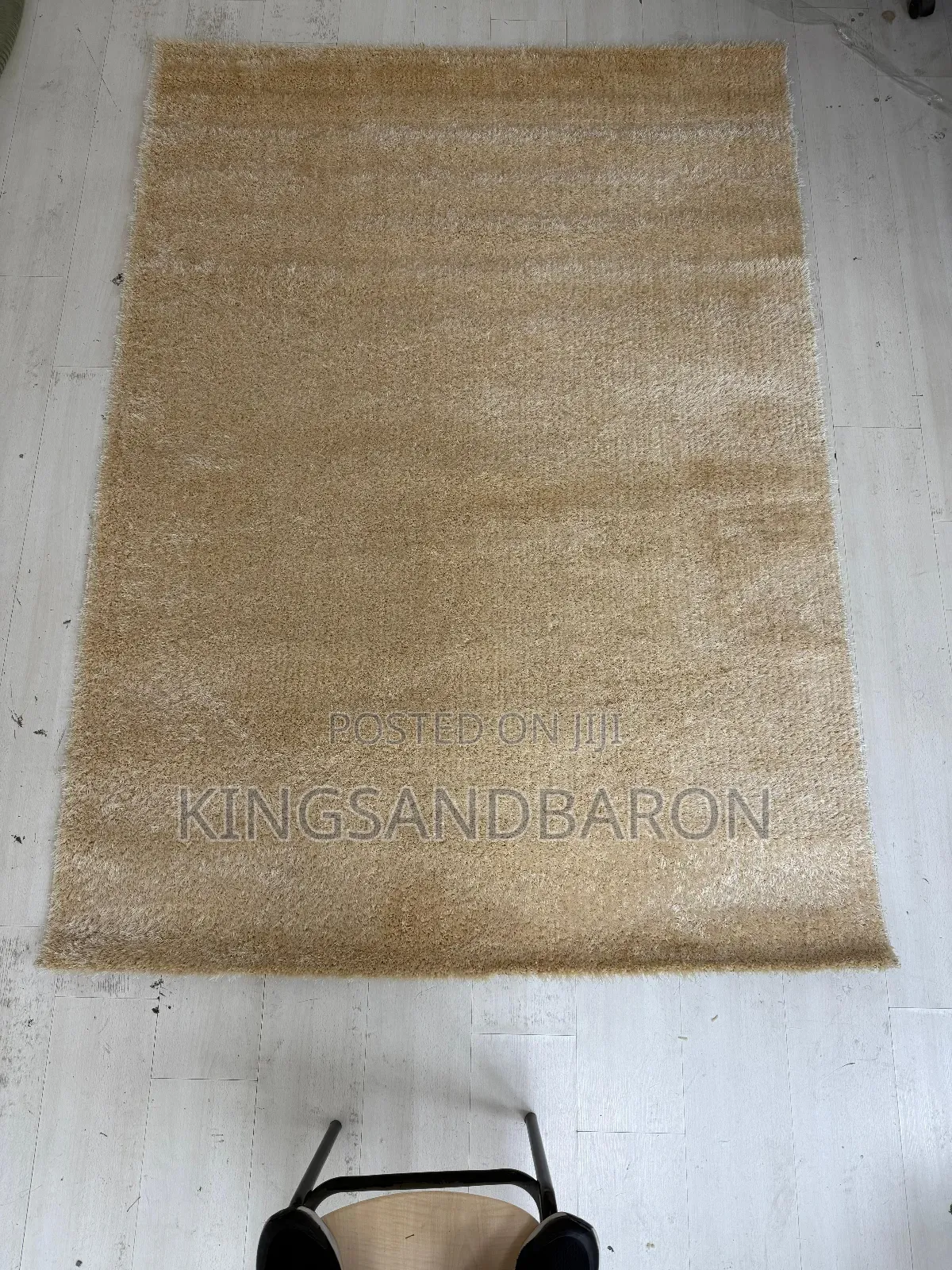 5x7fts Greyish Plain Shaggy Center Rugs