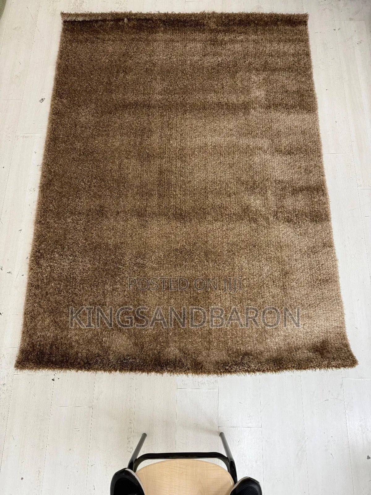 5x7fts Greyish Plain Shaggy Center Rugs