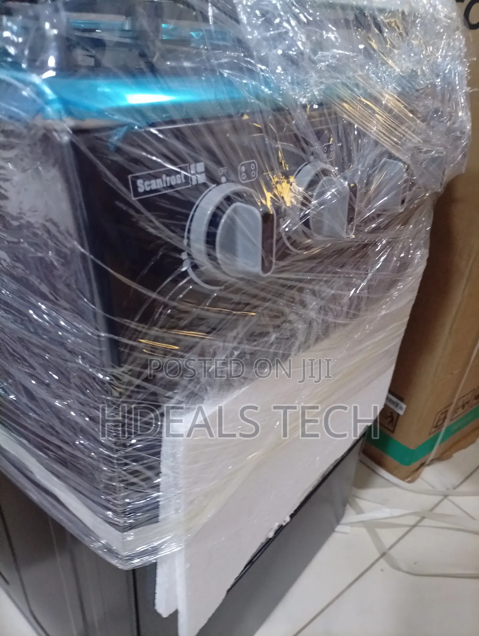 Scanfrost Gas Cooker 50x50 With 4 Burners – Durable Oven Included