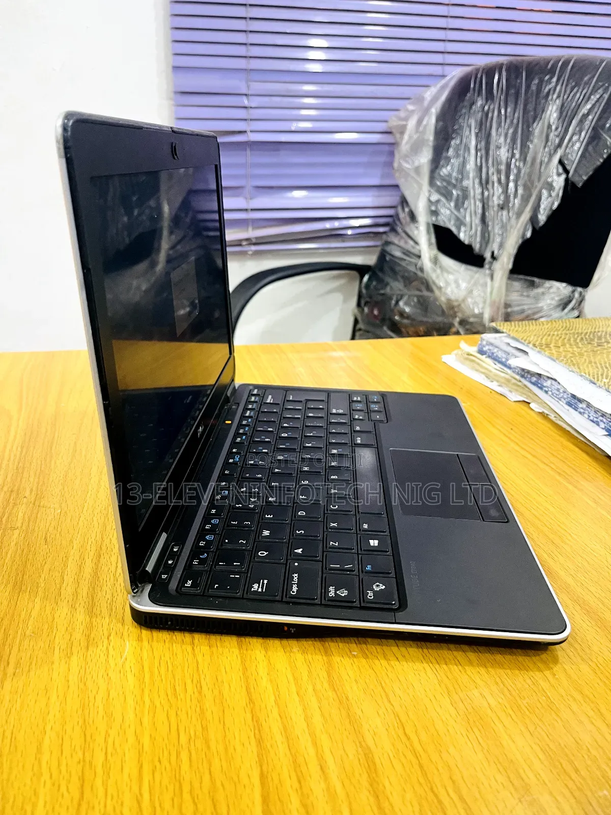 Laptop Dell Latitude E7240 8GB Intel Core i5 SSD 256GB