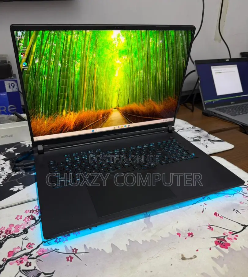 New Laptop Asus ROG Strix SCAR Edition 32GB Intel Core Ultra 9 SSD 2T