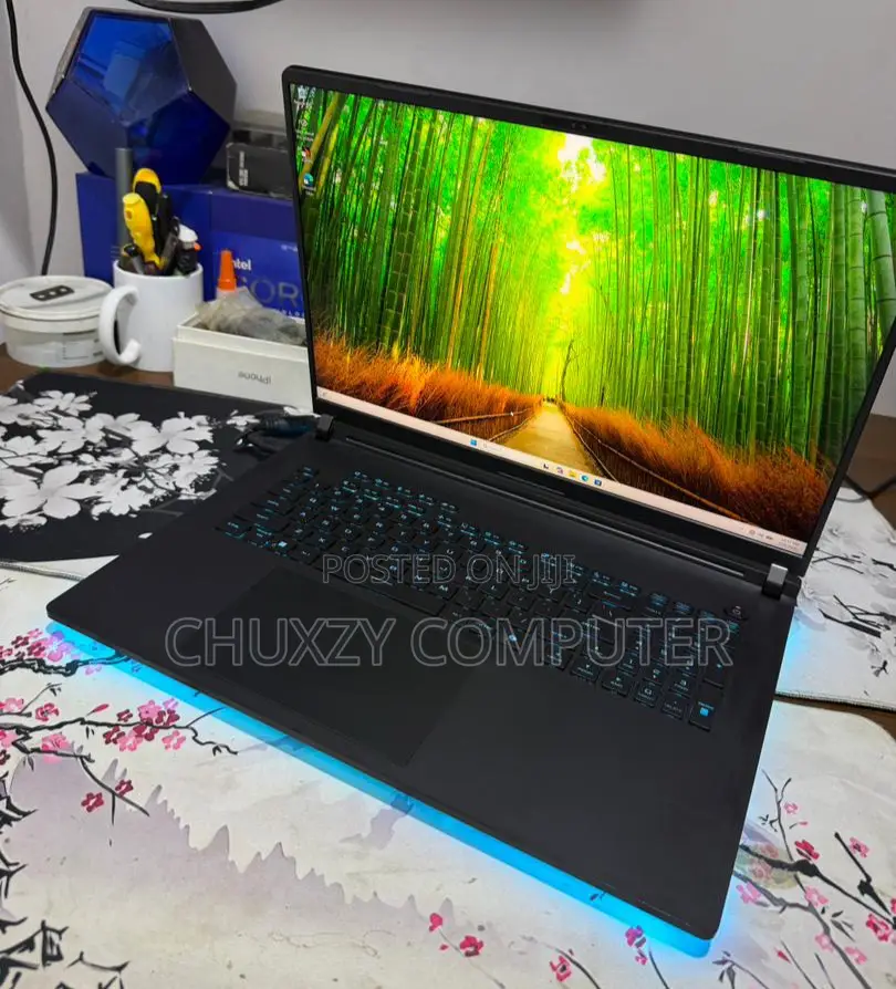 New Laptop Asus ROG Strix SCAR Edition 32GB Intel Core Ultra 9 SSD 2T