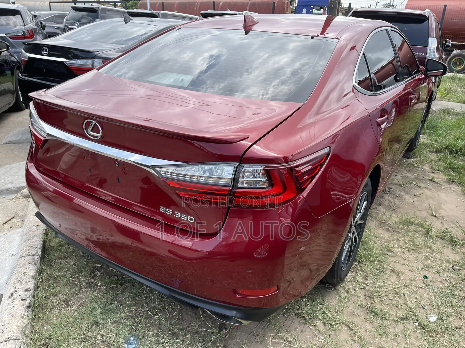 Lexus ES 350 FWD 2016 Red