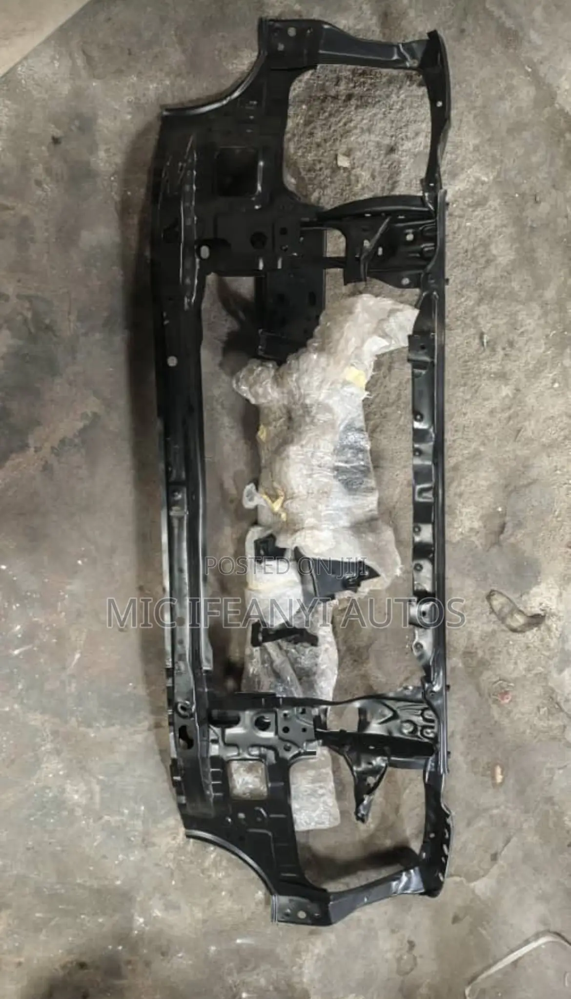 Hilux Front Iron Cut Fitting