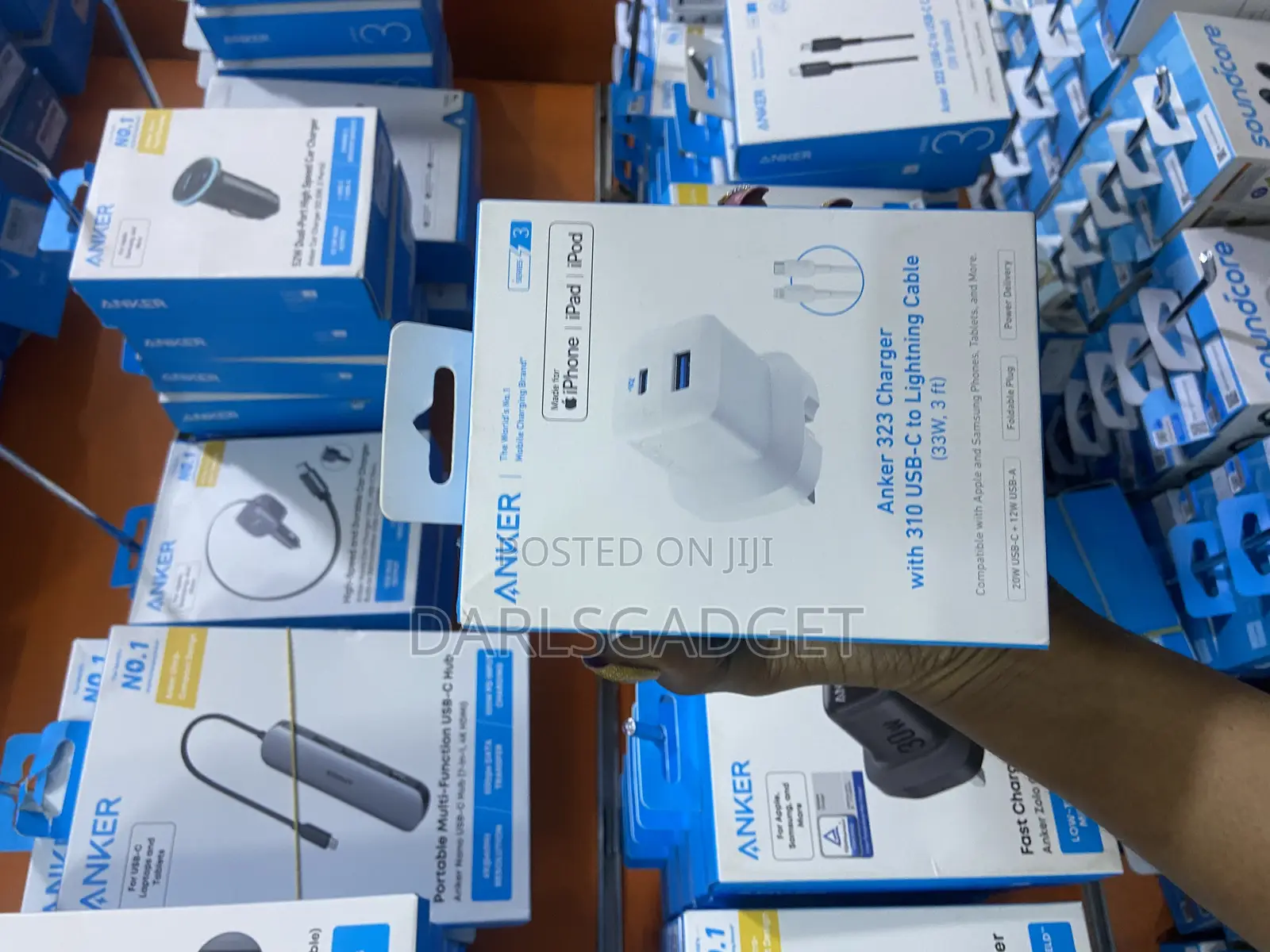 Anker 323 Charger 33w Usb-C Fast Charger With Lightning Cable