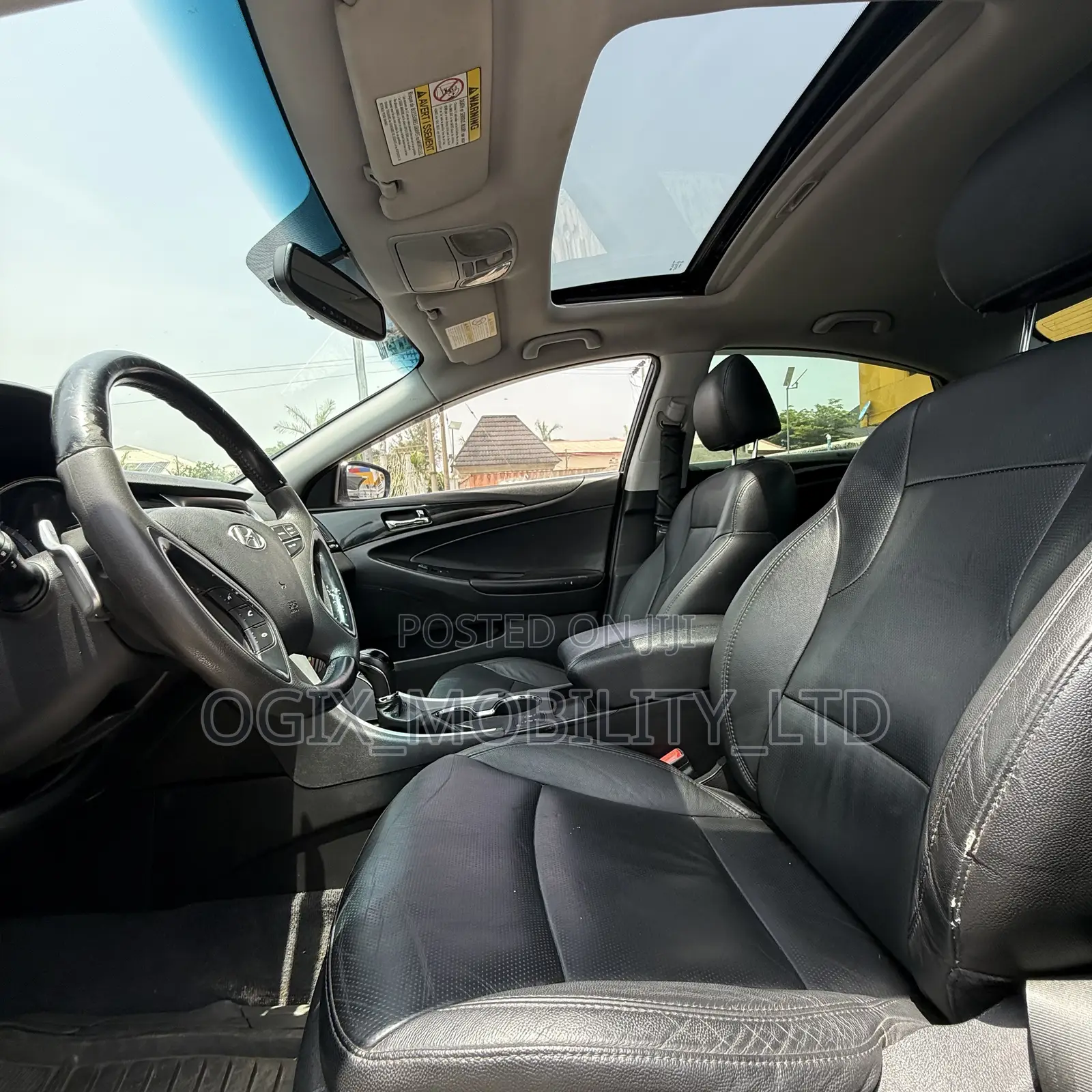Hyundai Sonata Limited 2.0T Sedan (2.0L 4cyl 6A) 2011 Black