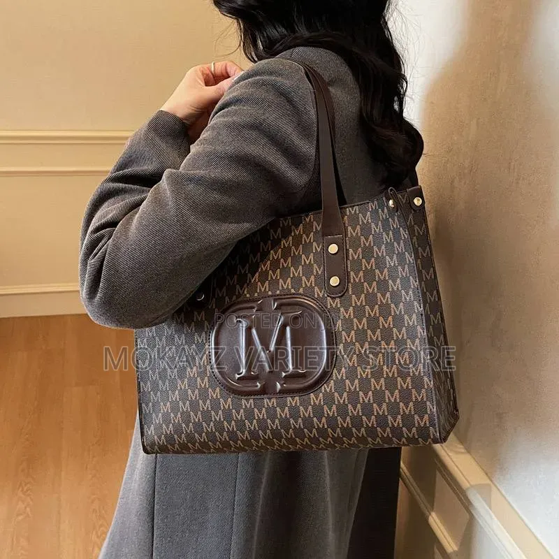 Meerah Quality M Logo Box Shape Tote Bag