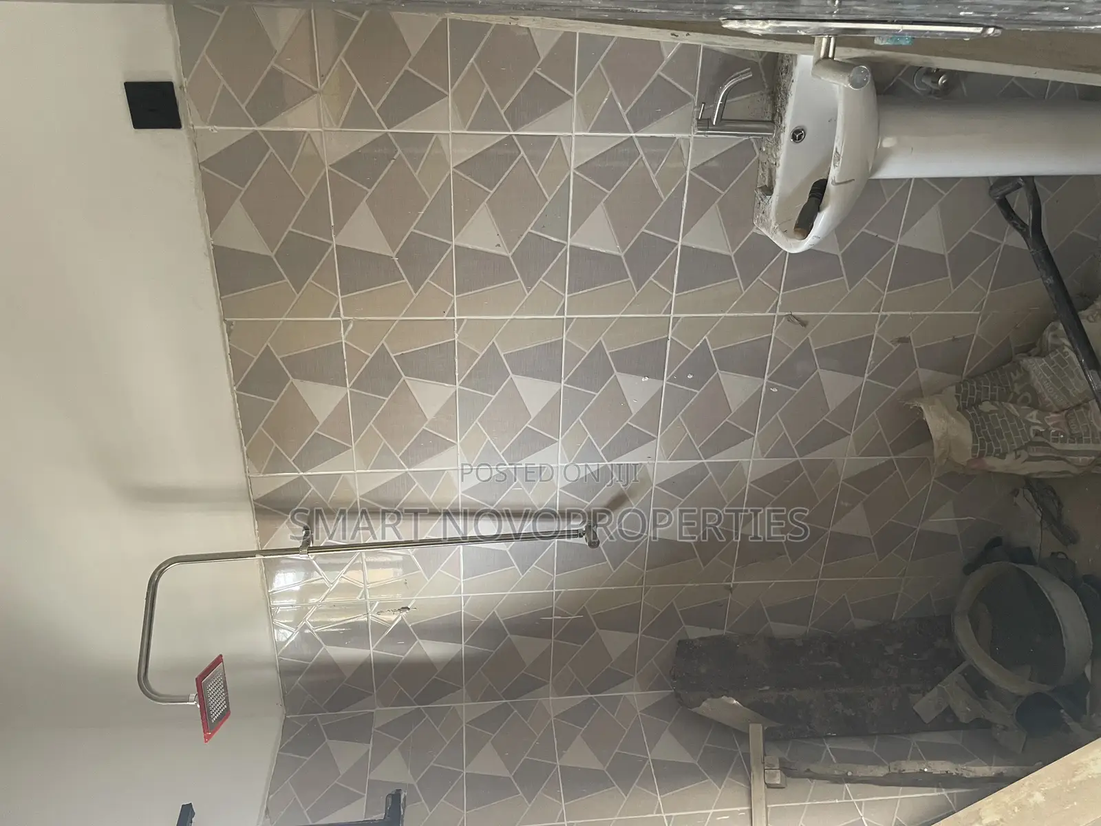 Studio Apartment in Efab Estate, Lokogoma for rent