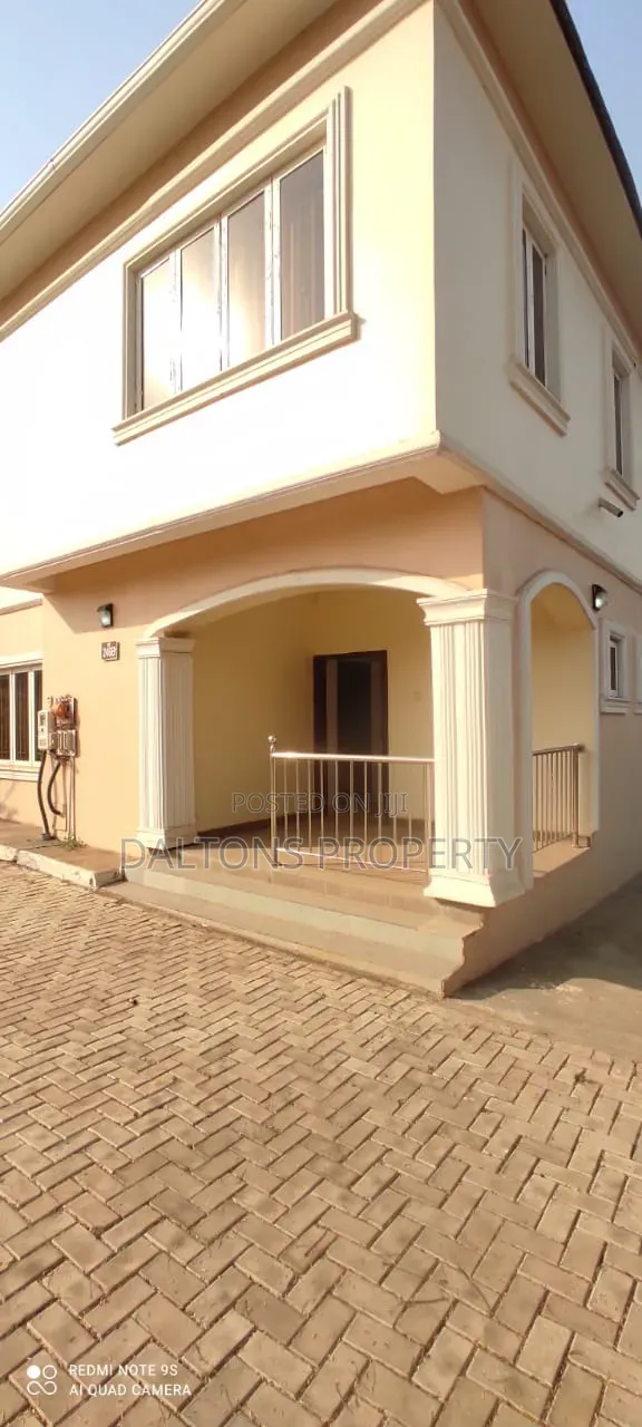 3bdrm Duplex in Riverpack Estate, Sabon Lugbe for sale