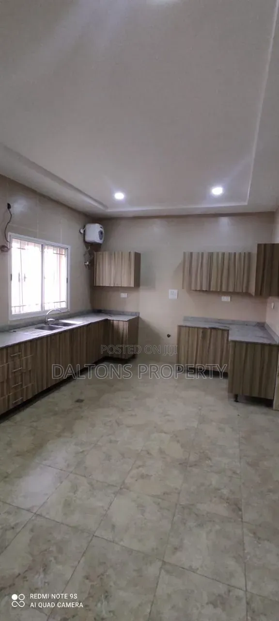 3bdrm Duplex in Riverpack Estate, Sabon Lugbe for sale