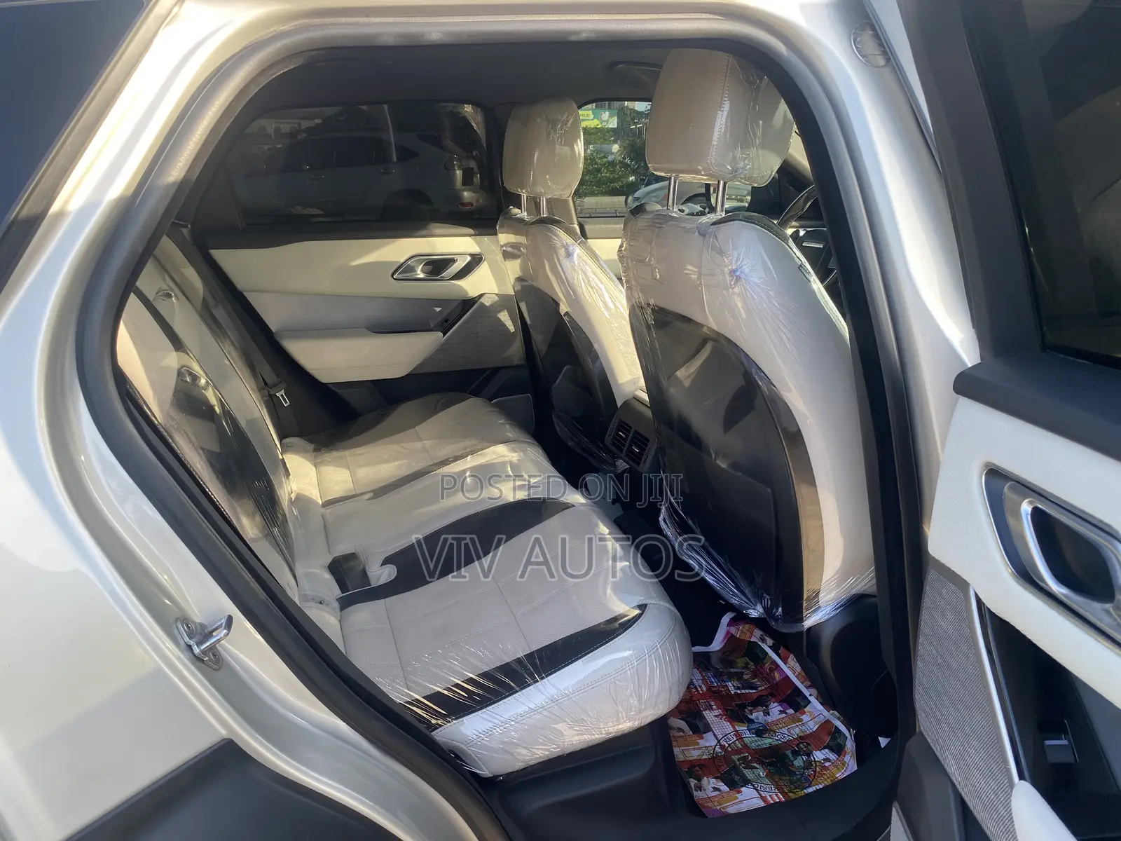 Land Rover Range Rover Velar P250 S 4x4 2020 Gold