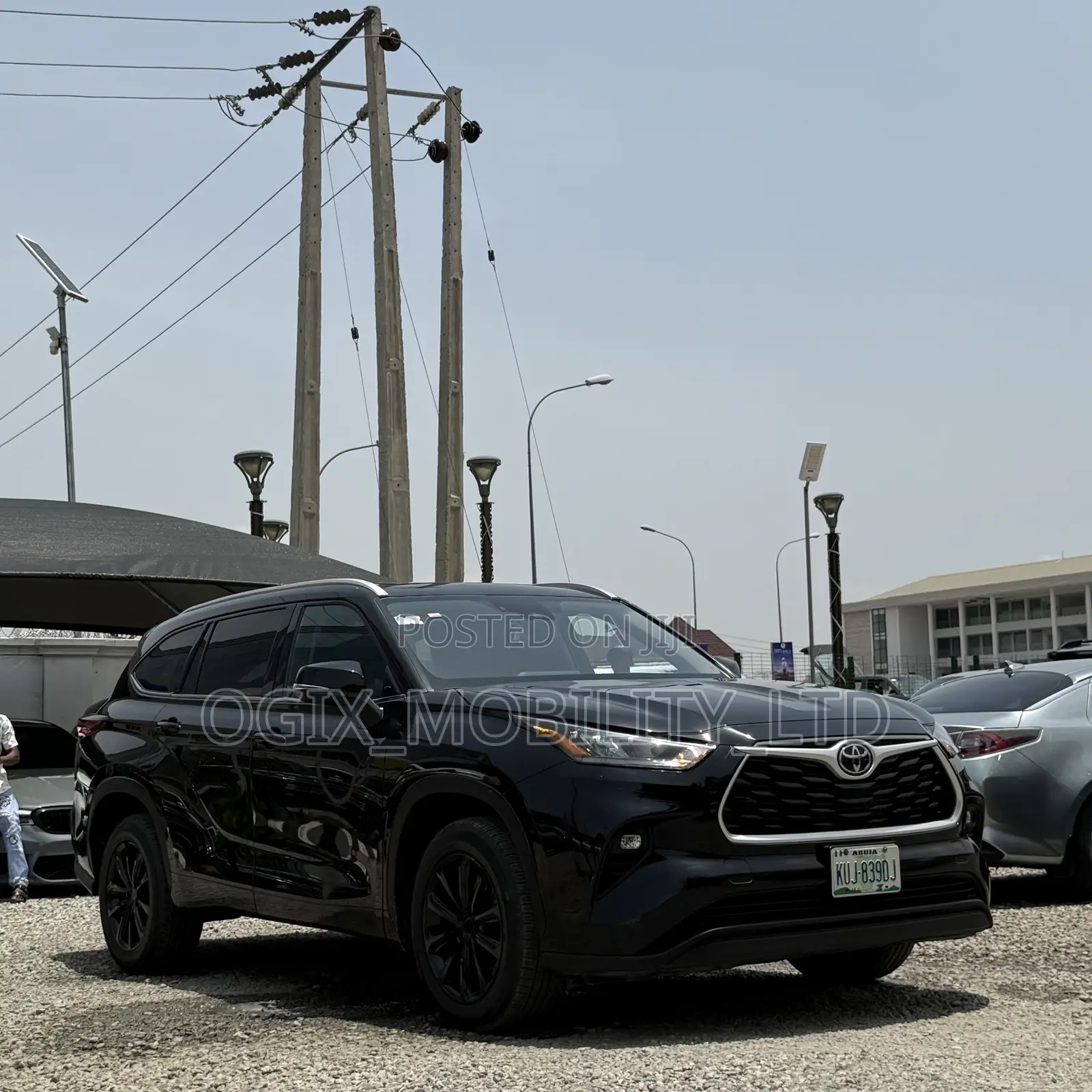Toyota Highlander XLE 2022 Black