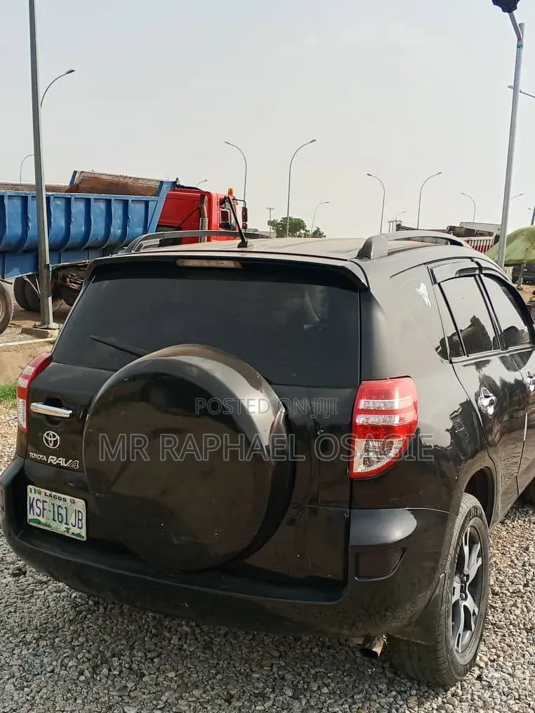 Toyota RAV4 2008 Black