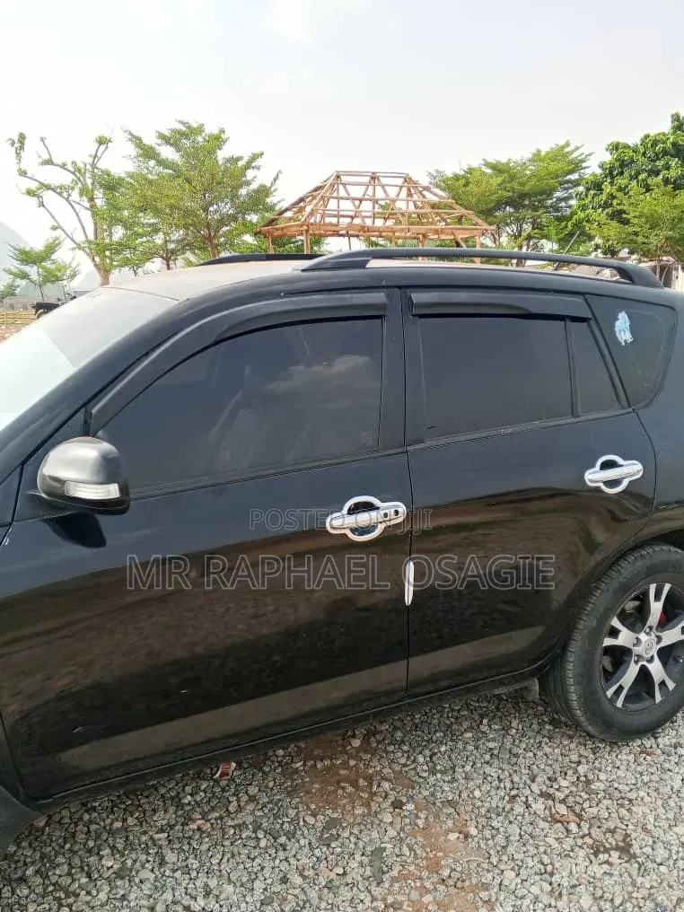 Toyota RAV4 2008 Black