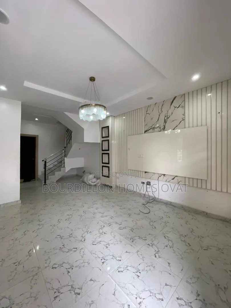 4bdrm Duplex in Orchid Lekki Lagos for rent
