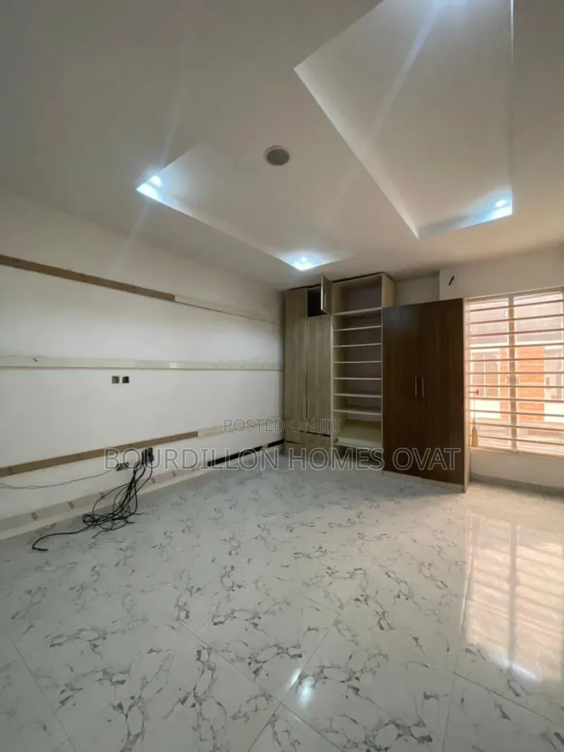 4bdrm Duplex in Orchid Lekki Lagos for rent