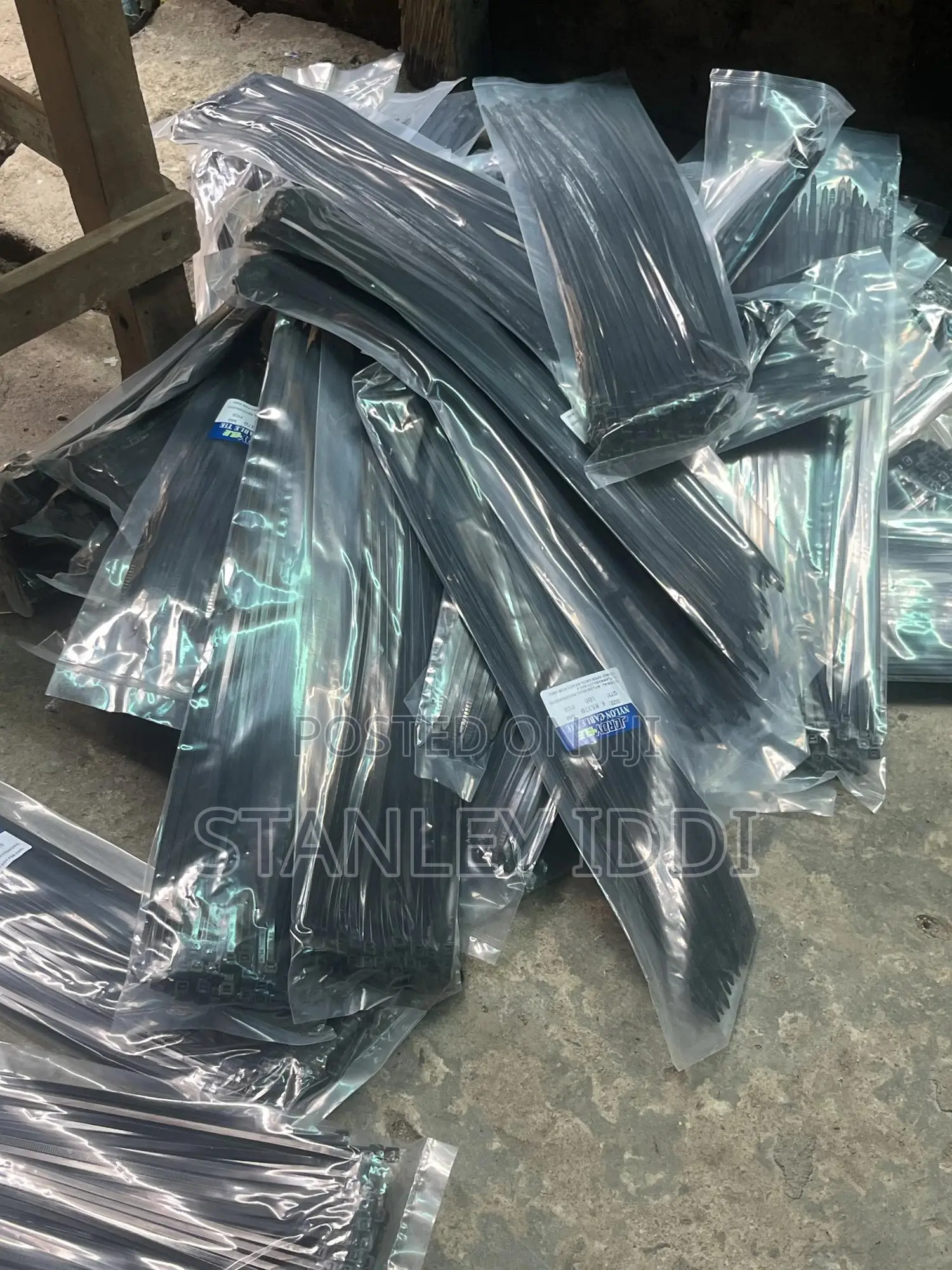 4.8x370 Cable Tie