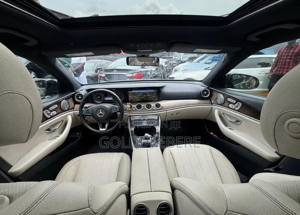 Mercedes-Benz E300 2017 Black