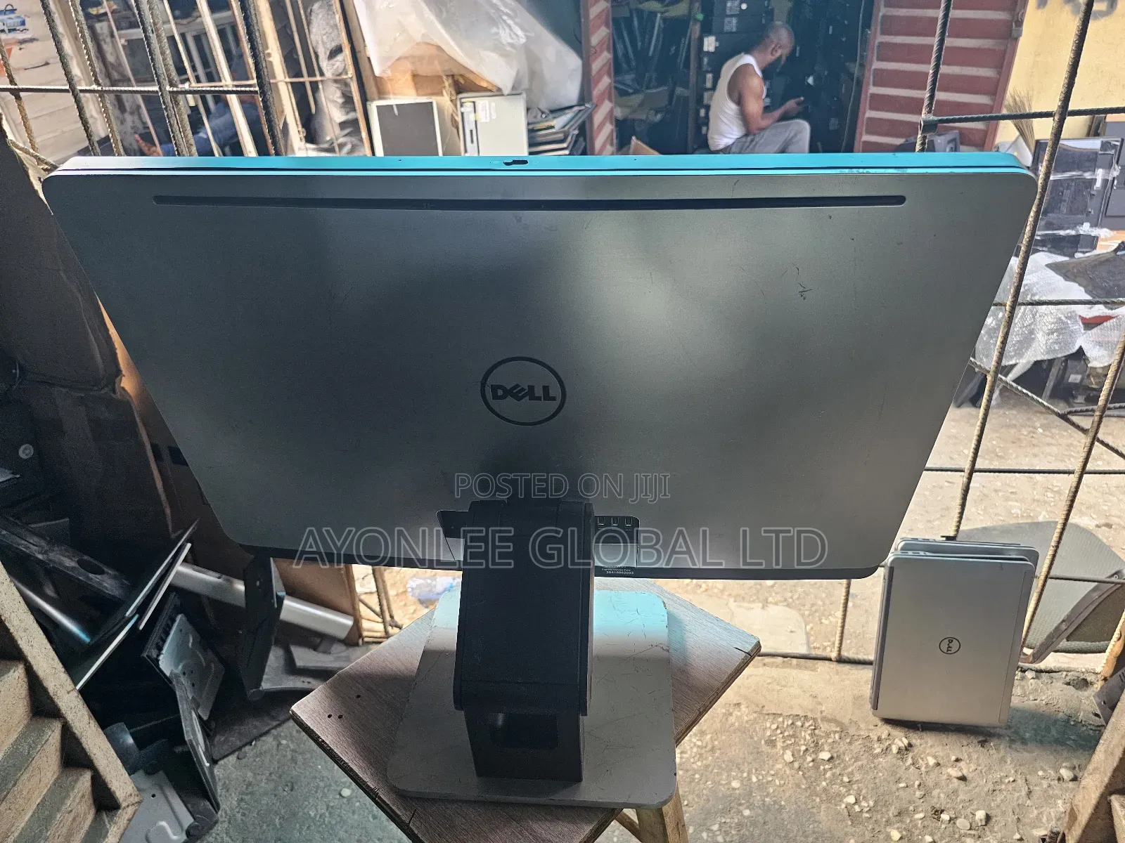 Desktop Computer Dell XPS 27 16GB Intel Core Ultra 5 HDD 1T