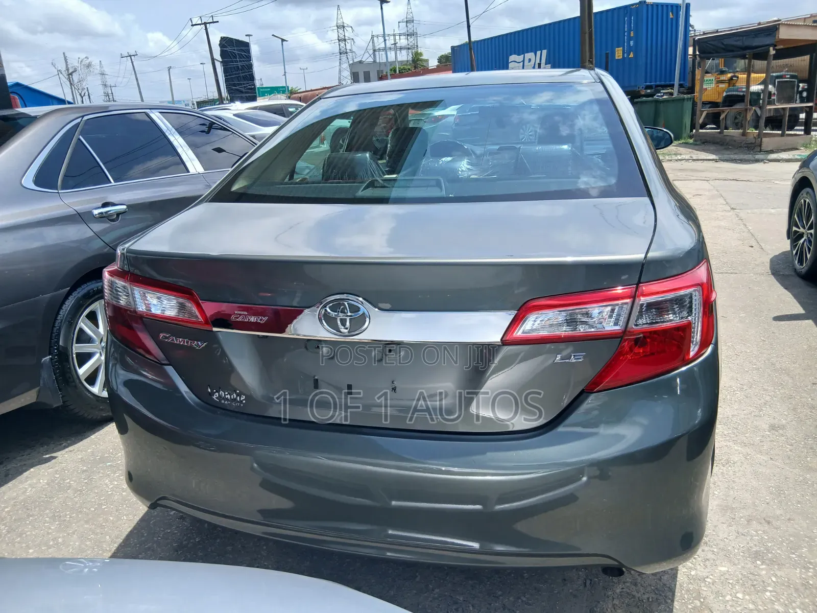 Toyota Camry LE 4dr Sedan (2.5L 4cyl 6A) 2013 Gray