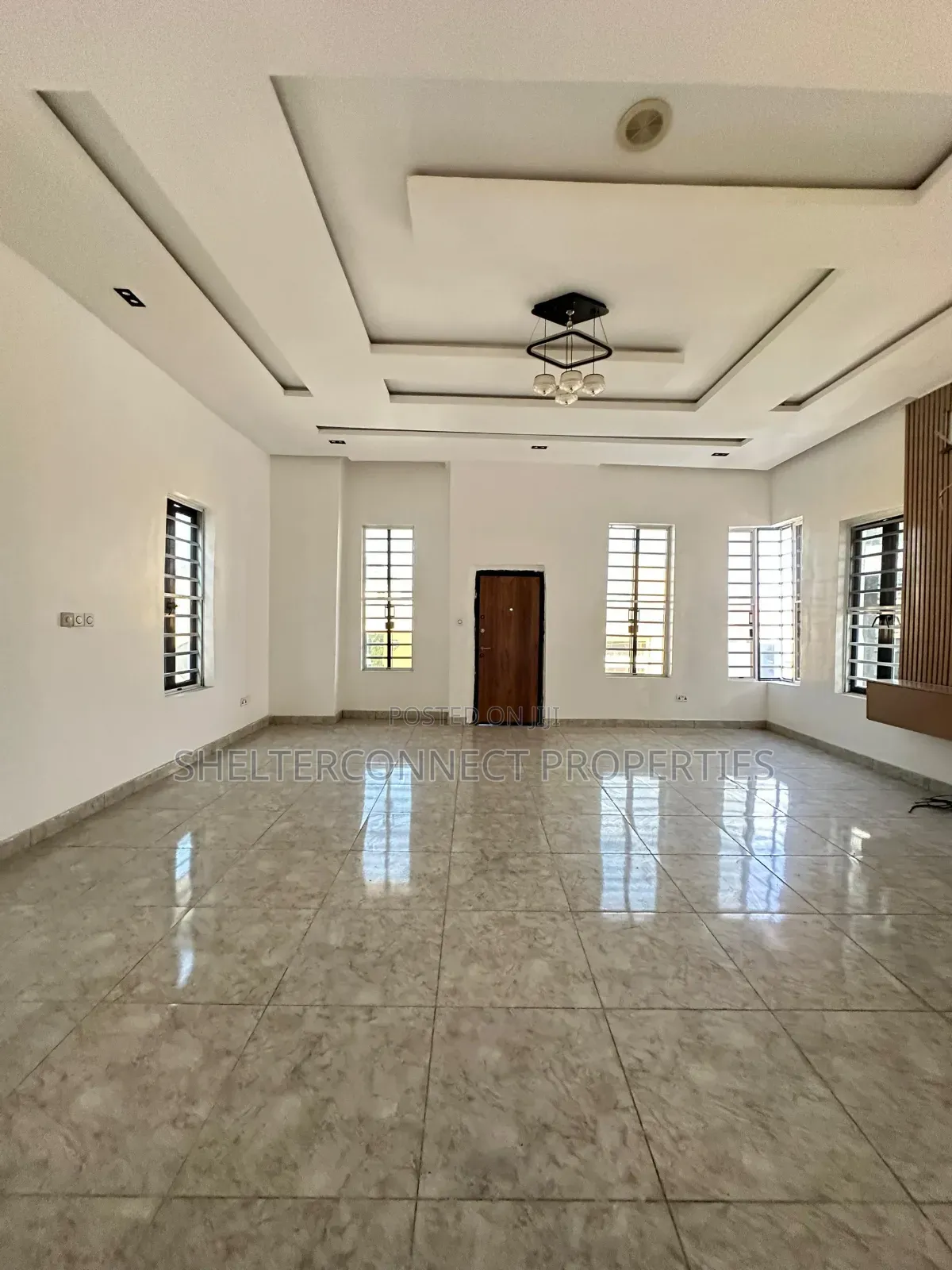 5bdrm Duplex in Osapa london for rent