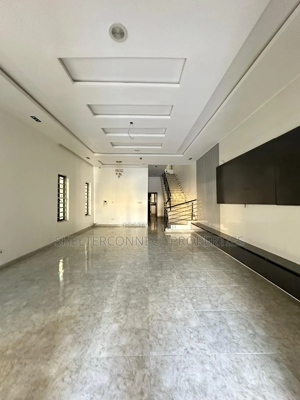 5bdrm Duplex in Osapa london for rent