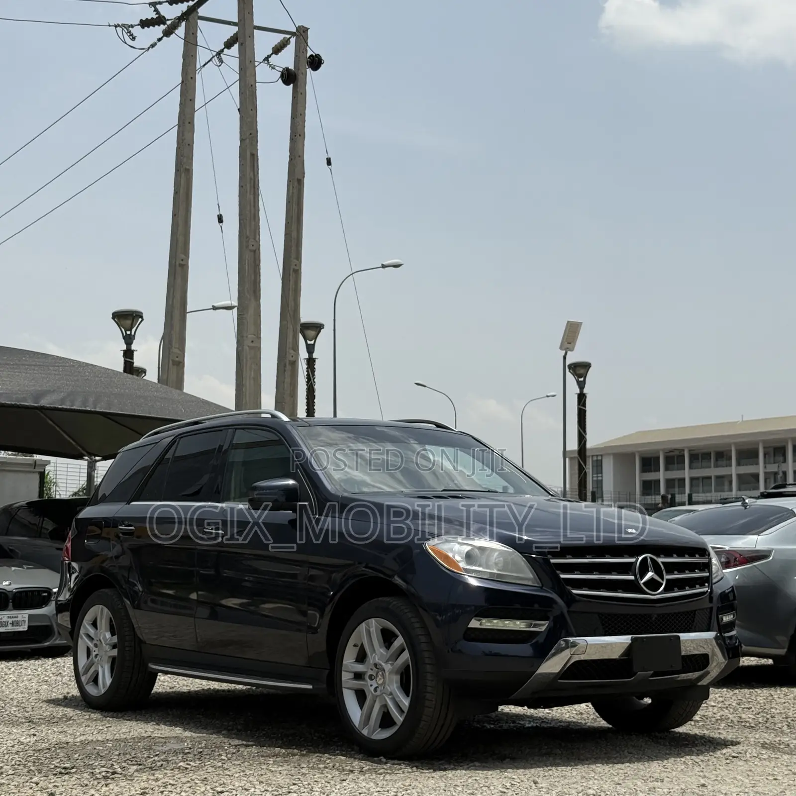 Mercedes-Benz M Class ML350 4dr SUV (3.5L 6cyl 7A) 2015 Blue