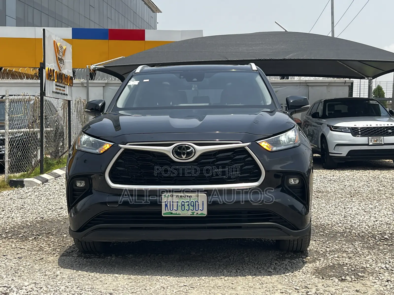 Toyota Highlander XLE 2022 Black