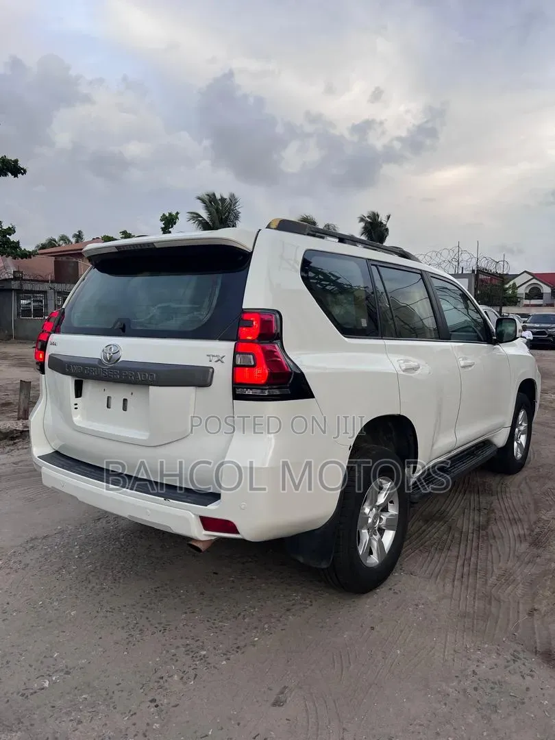 Toyota Land Cruiser Prado 4.0 Petrol TX 2016 White