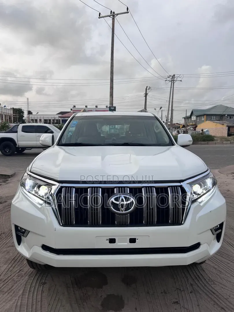 Toyota Land Cruiser Prado 4.0 Petrol TX 2016 White