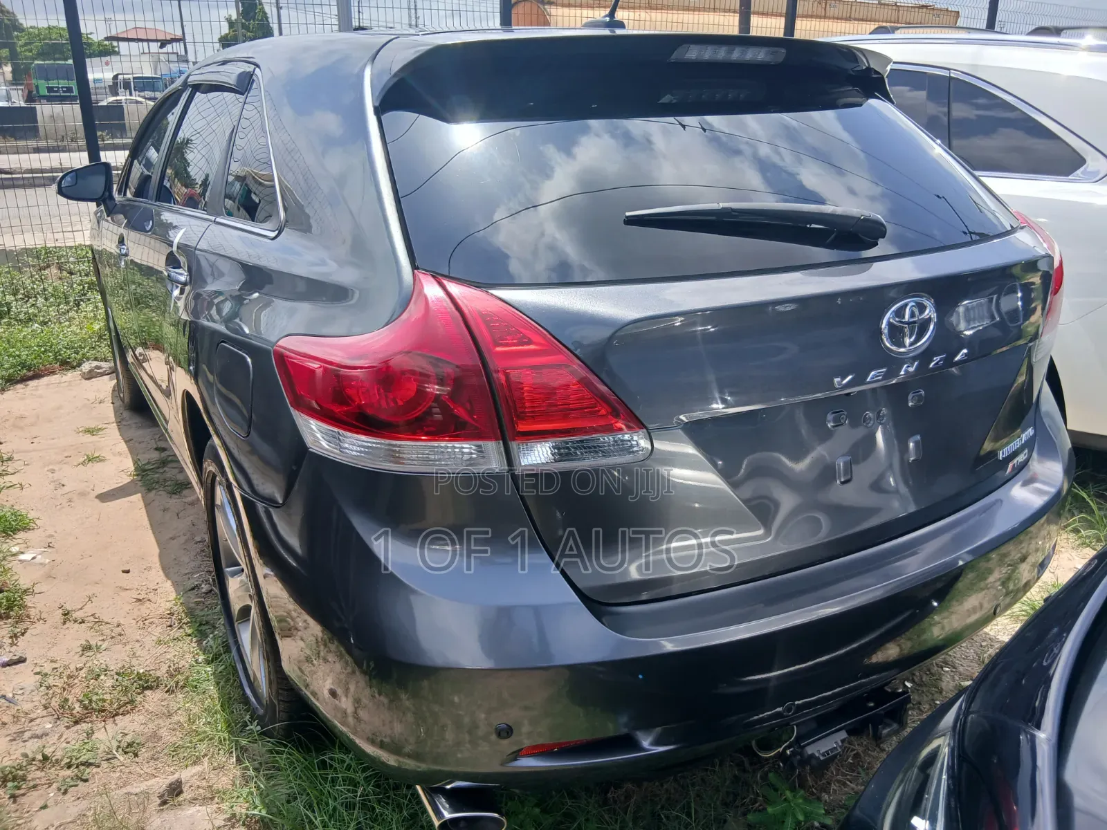 Toyota Venza Limited 4dr Wagon AWD (3.5L 6cyl 6A) 2014 Gray