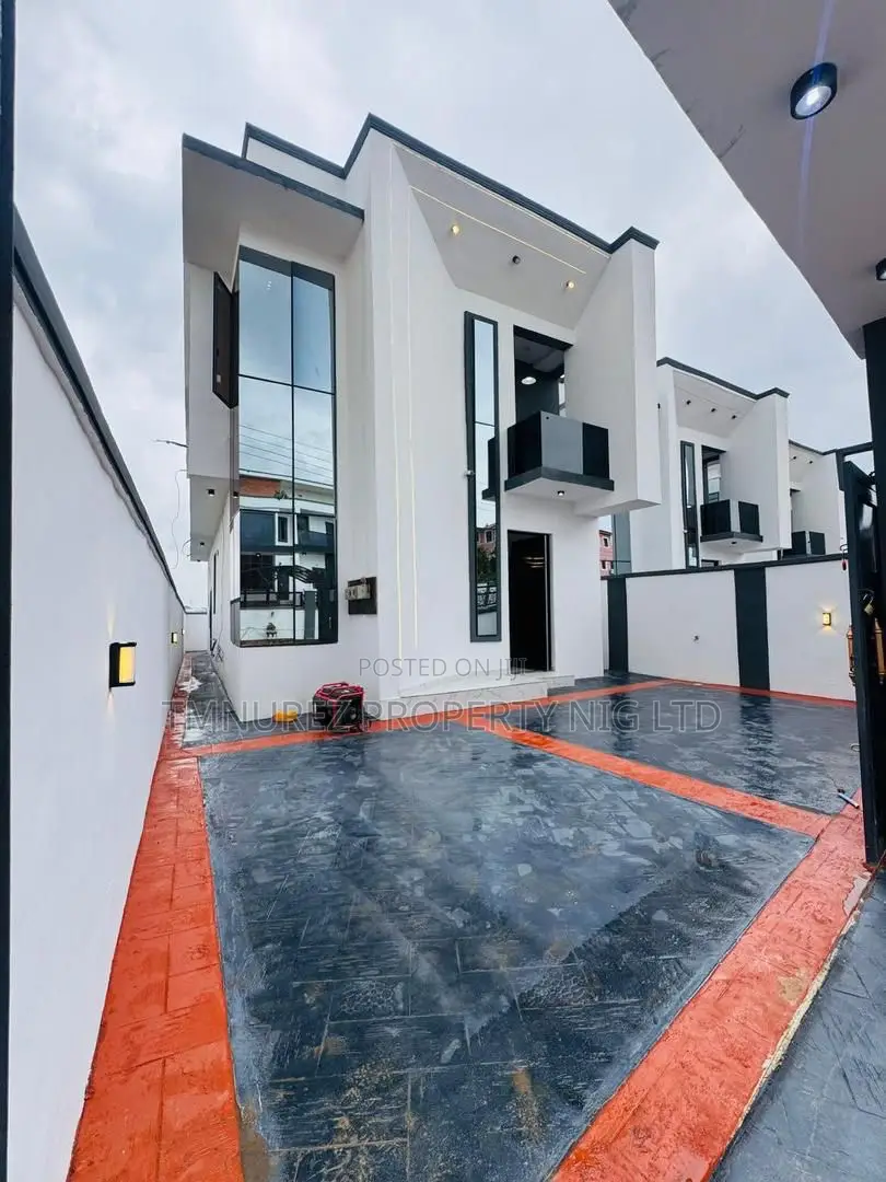 4bdrm Duplex in Ikeja Residential for sale