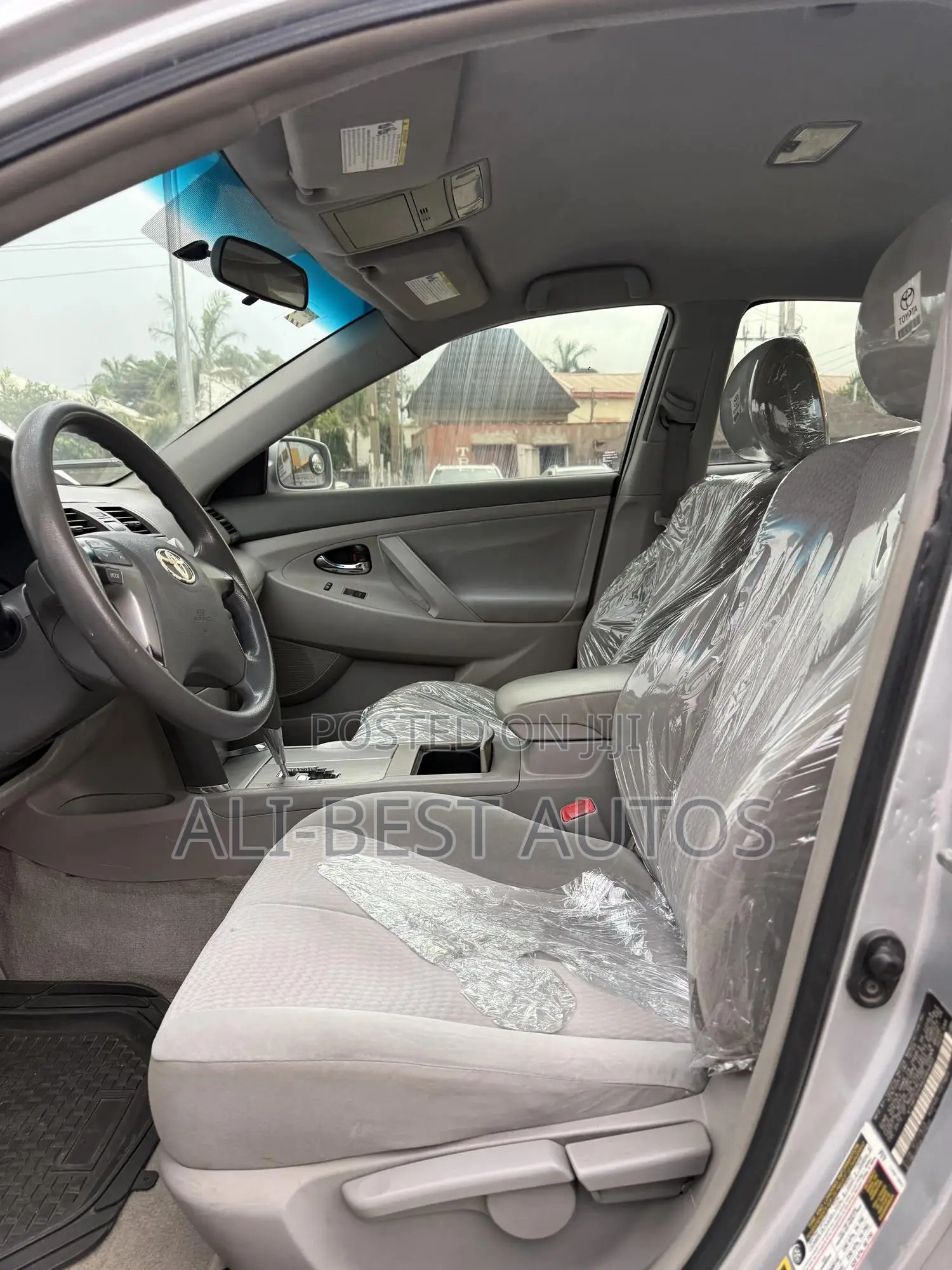 Toyota Camry 2010 Silver