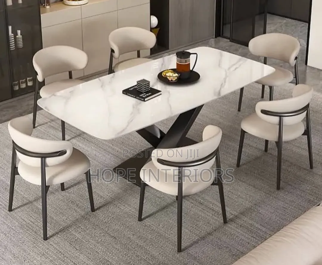 Dinning by Six Seaters
