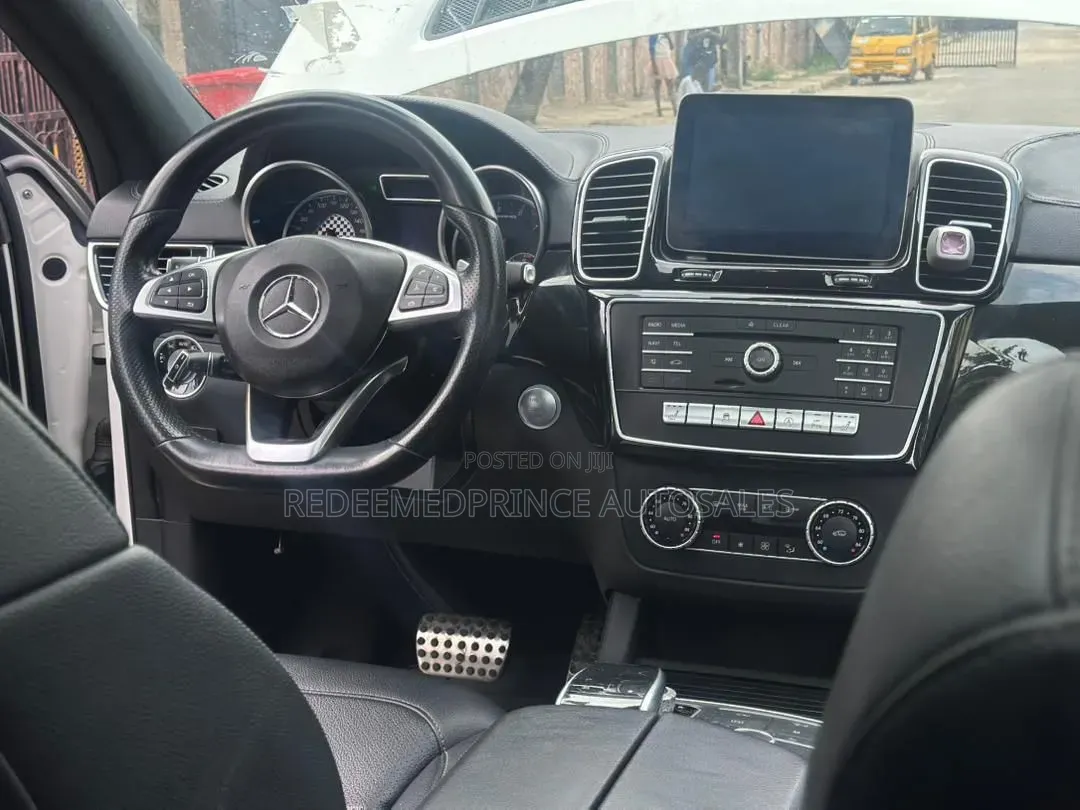 Mercedes-Benz GLE-Class AMG GLE 43 4MATIC 2018 White