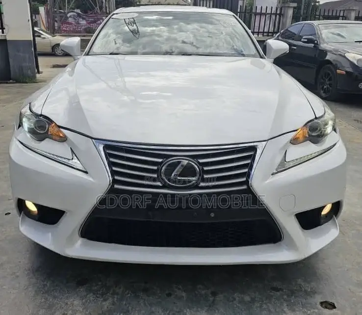 Lexus IS 250 4WD 2015 White