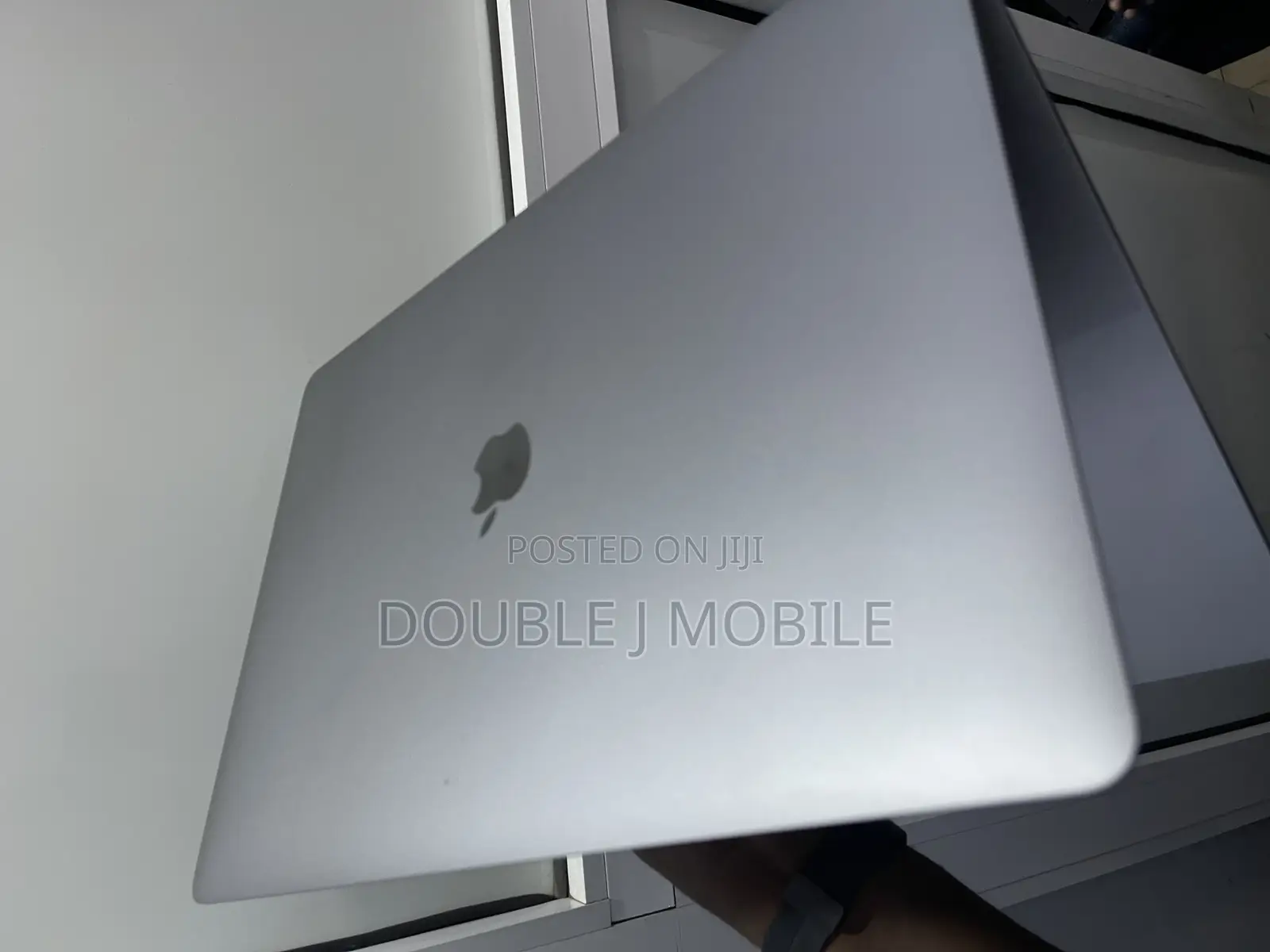 Laptop Apple MacBook Pro 2019 16GB Intel Core i9 SSD 512GB