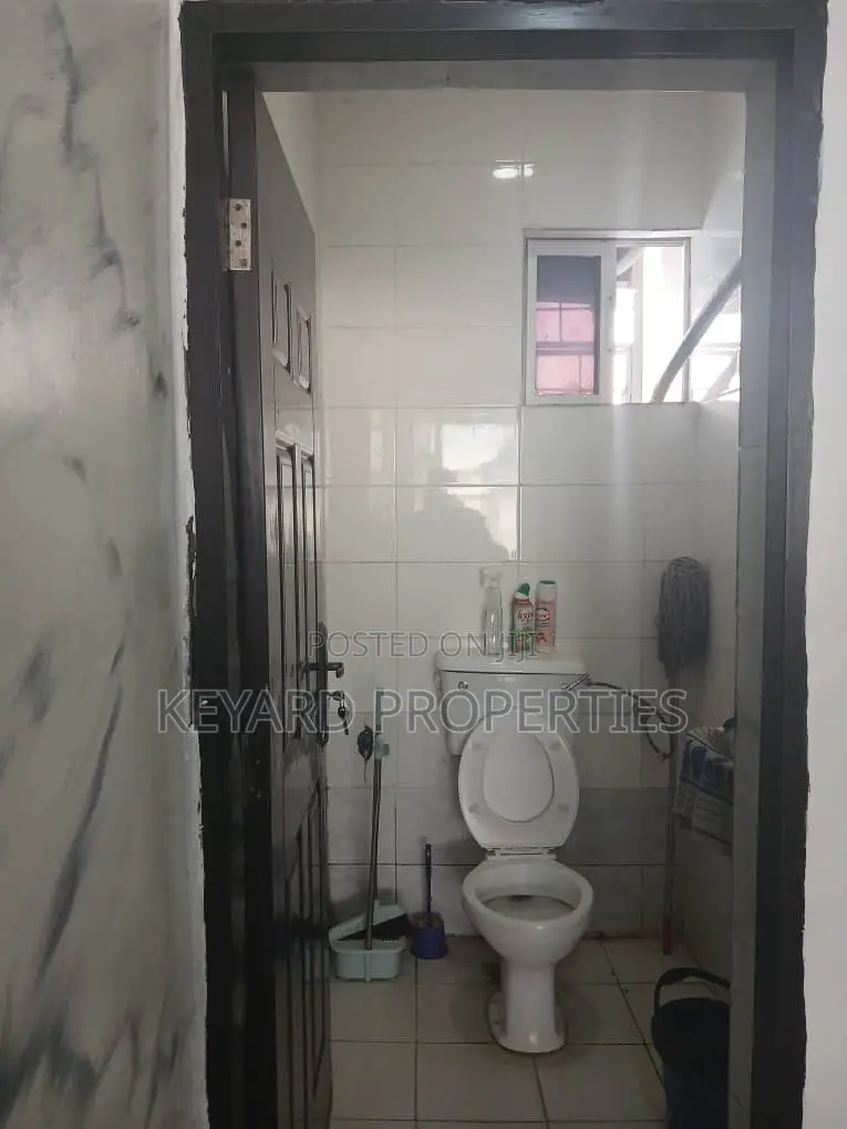 Commercial Shop for Rent in Wuse2